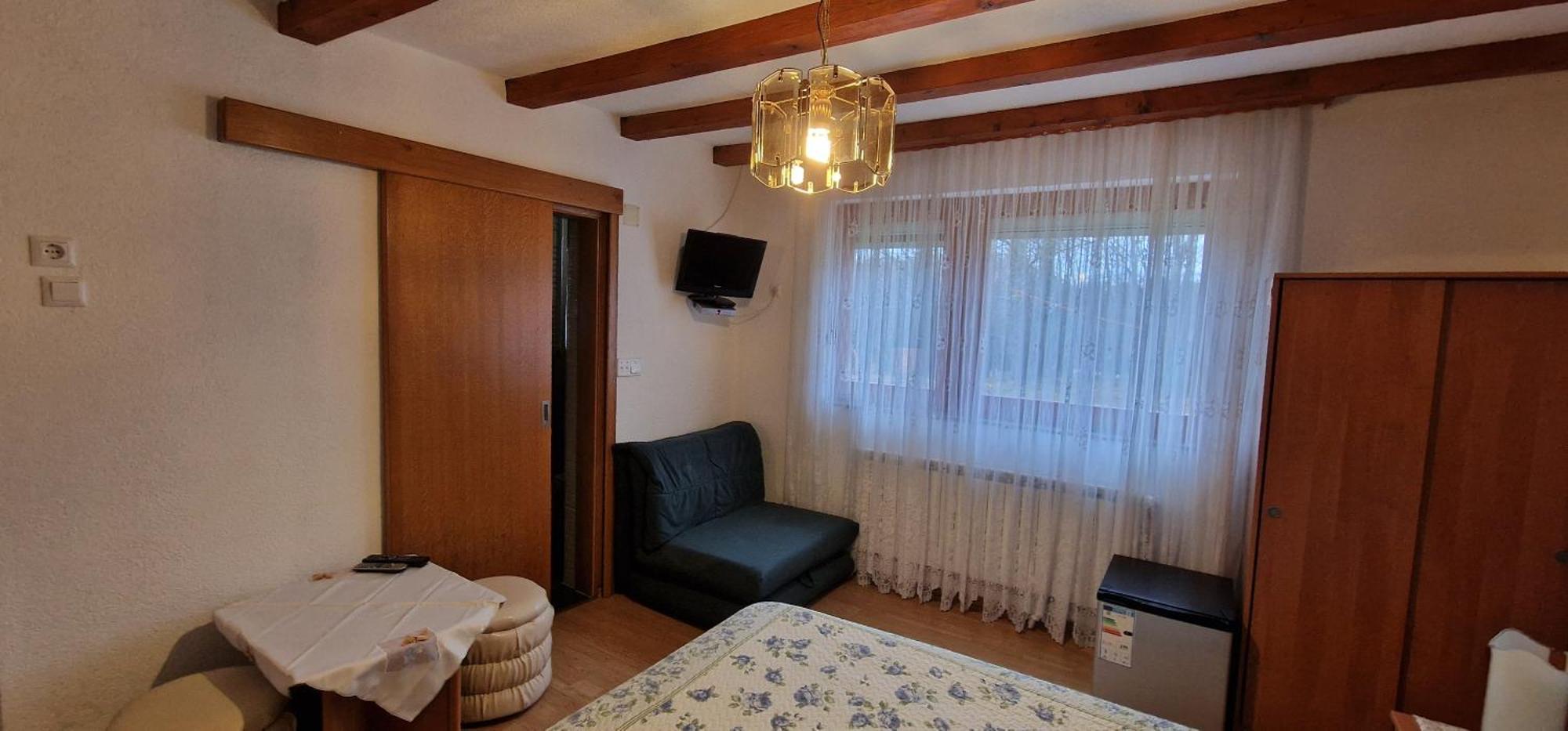 House Samardzic Hotel Jezerce Ngoại thất bức ảnh