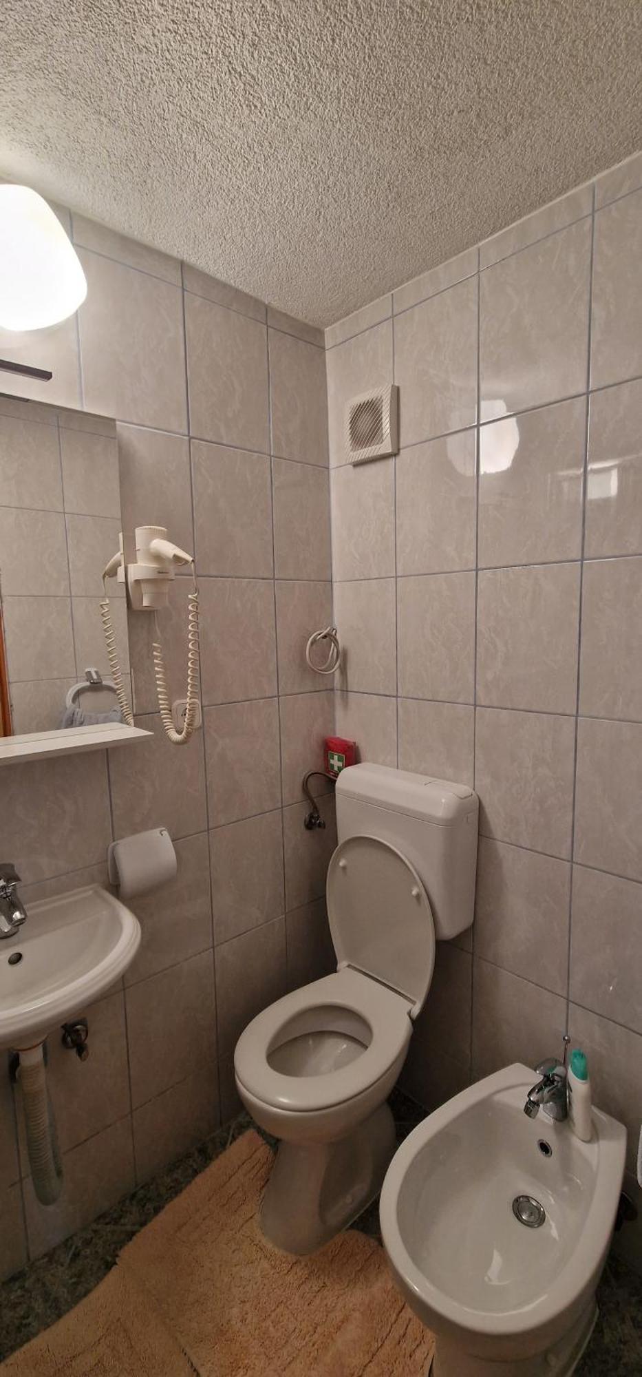 House Samardzic Hotel Jezerce Ngoại thất bức ảnh
