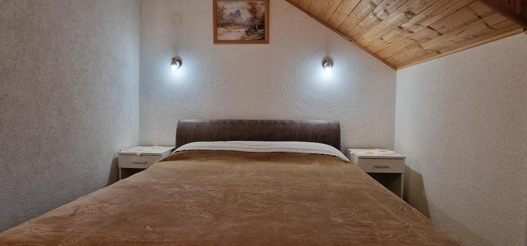 House Samardzic Hotel Jezerce Ngoại thất bức ảnh