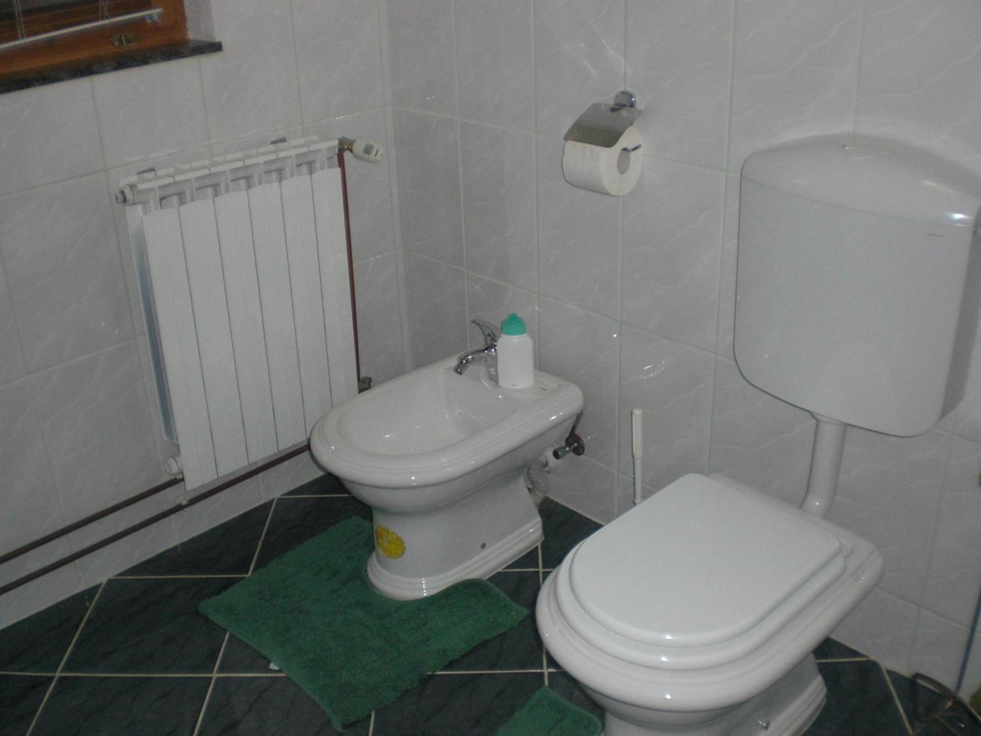 House Samardzic Hotel Jezerce Ngoại thất bức ảnh